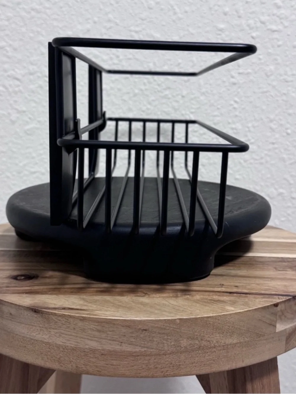 Like New Command Matte Black Bath Caddy Shower Shelf Rust Resistant Organization